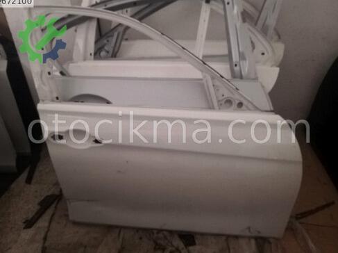 BMW 3 Serisi Sağ Ön Kapı çıkma parça