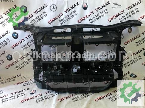 BMW X1 Ön Panel çıkma parça