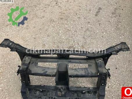 BMW X1 Ön Panel çıkma parça