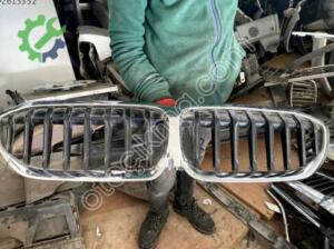 BMW ön panjur çıkma orijinal