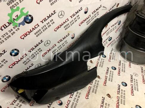 BMW 5 Serisi Sağ Arka Çamurluk çıkma parça