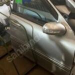 BMW 5 Serisi 2025 Sağ Ön Kapı Çıkma