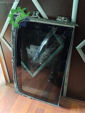 BMW X1 Sunroof Camı çıkma parça