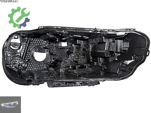 BMW 2 Serisi Sağ Far Kasası çıkma parça