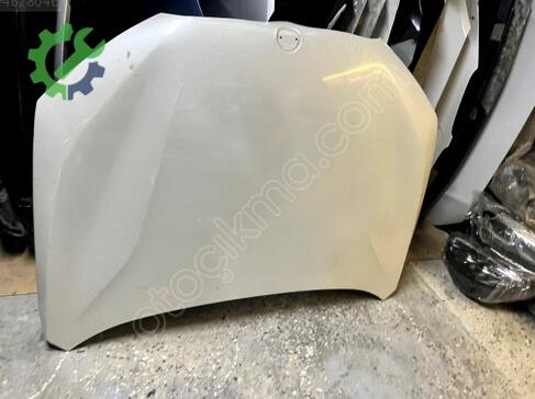 BMW X1 Kaput çıkma parça