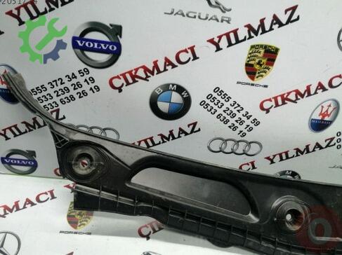 BMW X1 Ön Panjur 51717350591 çıkma parça