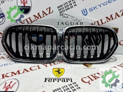 BMW X1 Ön Panjur / Izgara çıkma parça