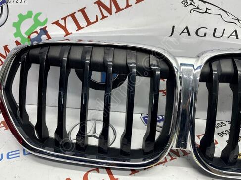BMW X1 Ön Panjur / Izgara çıkma parça