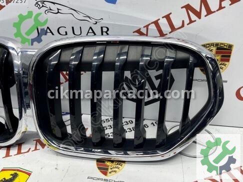 BMW X1 Ön Panjur / Izgara çıkma parça