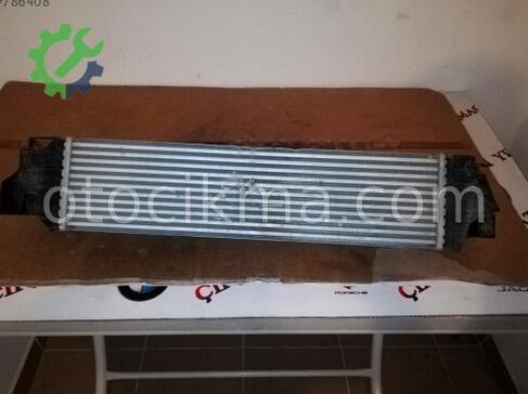 BMW X1 Turbo Radyatörü çıkma parça
