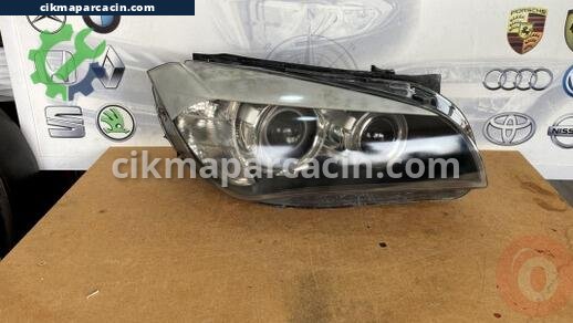 BMW X1 Sağ Ön Far çıkma parça