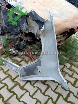 BMW X1 Sağ Ön Çamurluk çıkma parça