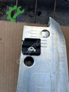 BMW X1 Ön Tampon Demiri 734243911 çıkma parça