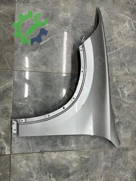 BMW X1 Sol Ön Çamurluk çıkma parça
