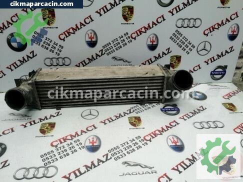 BMW X1 Intercooler Radyatörü çıkma parça