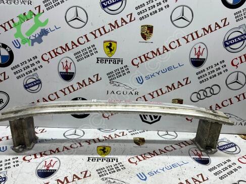 BMW X1 Arka Tampon Demiri çıkma parça