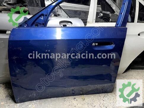 BMW X1 Sol Ön Kapı çıkma parça