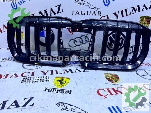 BMW X1 Ön Panjur 5A0BB8511 çıkma parça
