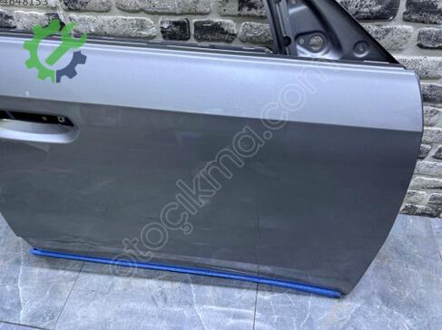BMW X1 Sağ Ön Kapı çıkma parça