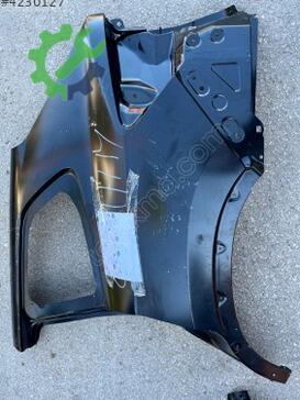 BMW X1 Sol Arka Çamurluk 9479429 çıkma parça
