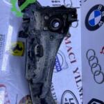 Bmw x1 u11 sol arka taşıyıcı salıncak