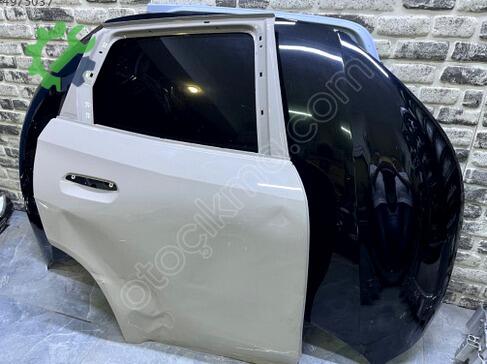 BMW X3 Sağ Arka Kapı çıkma parça