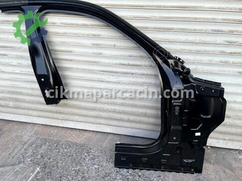 BMW X3 Ön Cam 41305A662F4 çıkma parça