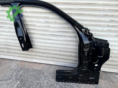 BMW X3 Ön Cam 41305A662F4 çıkma parça