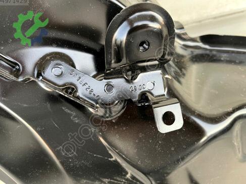 BMW X3 Ön Cam 41305A662F4 çıkma parça