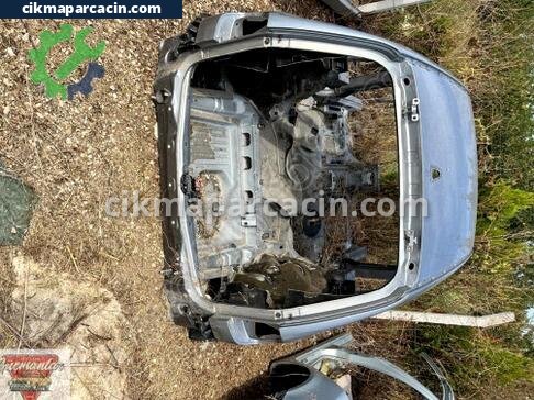 BMW X3 Arka Tavan Sacı çıkma parça