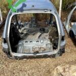 BMW X3 2025 Tavan Sacı Çıkma
