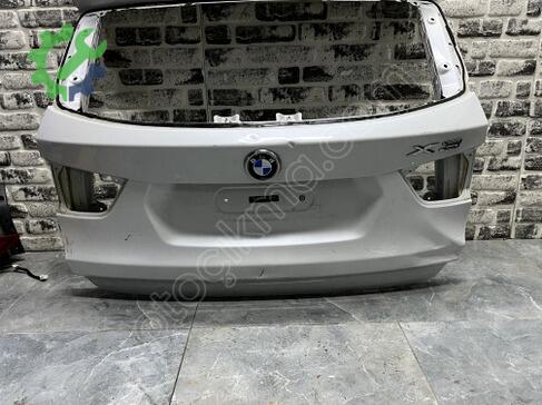 BMW X3 Bagaj çıkma parça