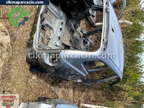 BMW X3 Sağ Arka Çamurluk çıkma parça