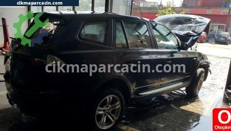BMW X3 Sağ Arka Çamurluk çıkma parça