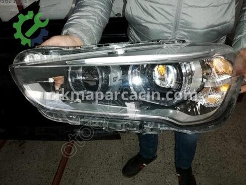 BMW X3 Sol Ön Far çıkma parça