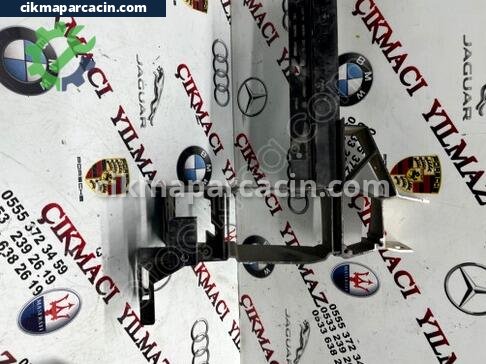 BMW X3 Ön Panel çıkma parça