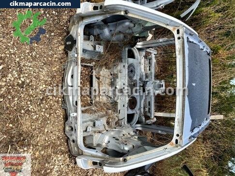 BMW 3 Serisi Arka Tavan Sacı çıkma parça