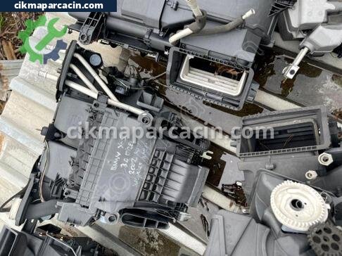 BMW X5 Kalorifer Kutusu çıkma parça
