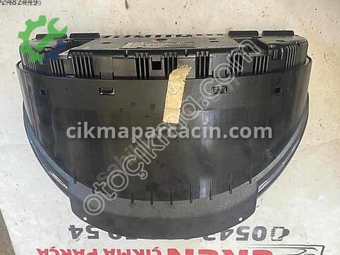 BMW X5 Gösterge Saati çıkma parça