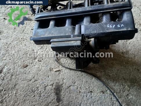 BMW X5 Emme Manifoldu çıkma parça