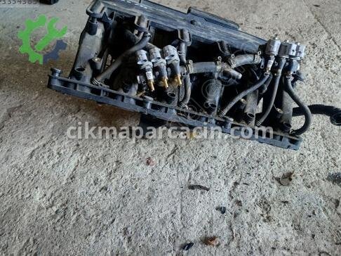 BMW X5 Emme Manifoldu çıkma parça