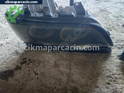 BMW X5 Sağ Ön Far çıkma parça