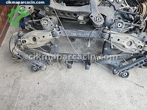 BMW X5 Arka Dingil çıkma parça