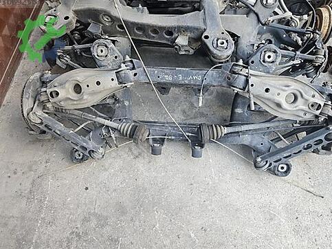 BMW X5 Arka Dingil çıkma parça