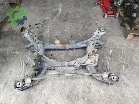 BMW X5 Arka Dingil çıkma parça