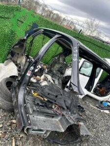 BMW X5 F15 SAĞ DİREK KESME ORJİNAL ÇIKMA