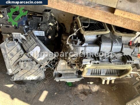 BMW X5 Kalorifer Kutusu çıkma parça