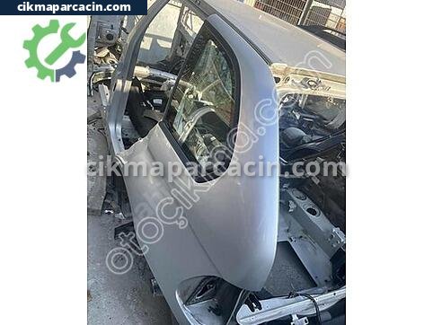 BMW X5 Sol Arka Çamurluk çıkma parça