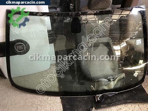 BMW X5 Ön Cam çıkma parça