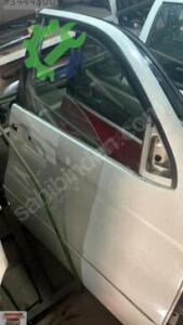 BMW X5 Sağ Ön Kapı Çıkma
